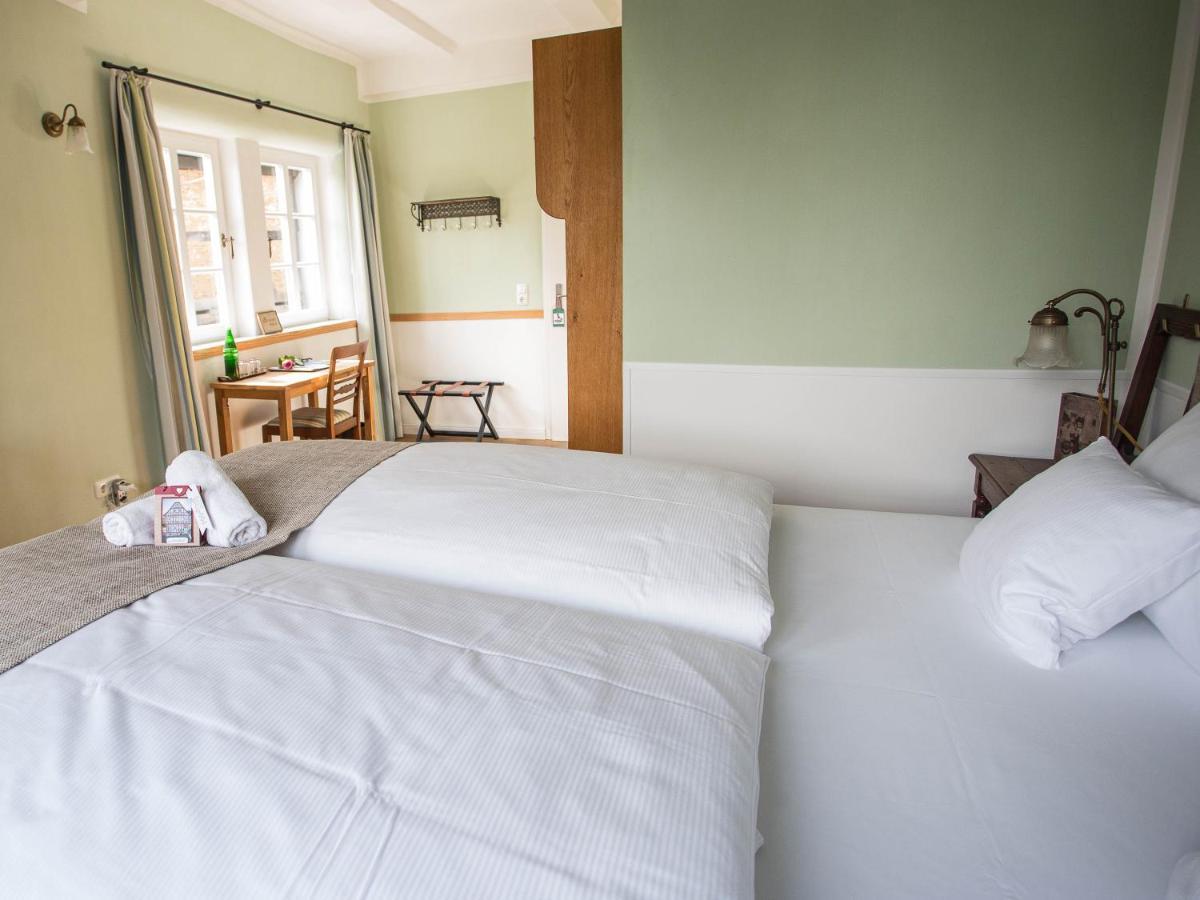 Altstadthotel Treysa Швалмщад Екстериор снимка