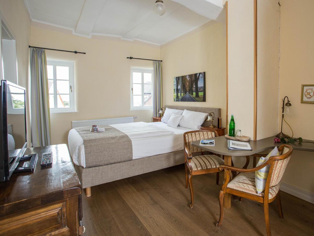 Altstadthotel Treysa Швалмщад Екстериор снимка