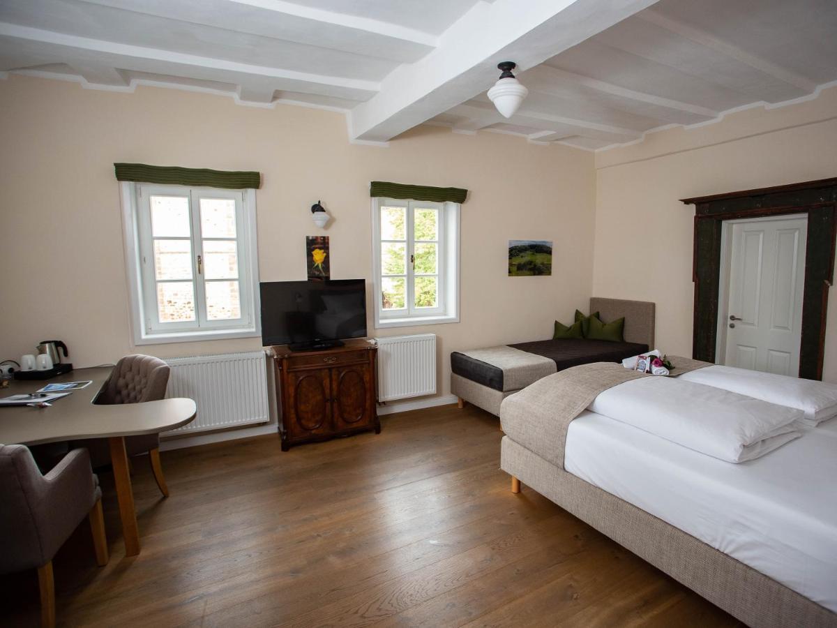 Altstadthotel Treysa Швалмщад Екстериор снимка